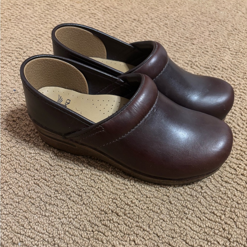 Dansko Clogs Size 38